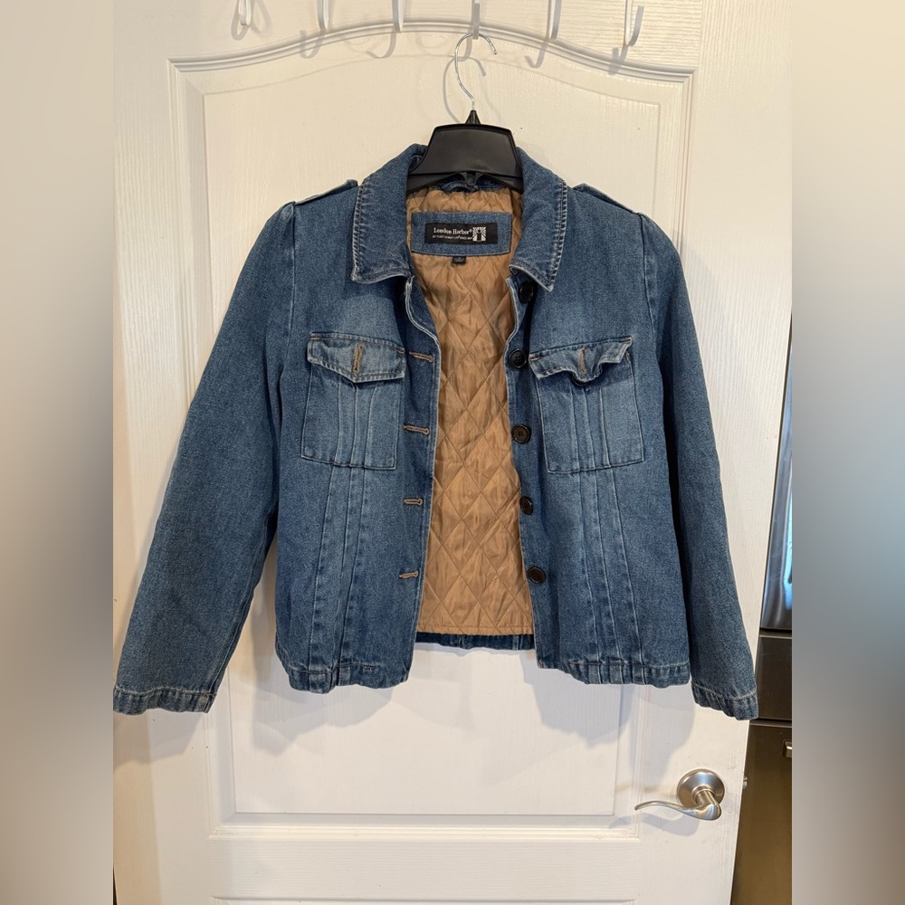 London Harbor women’s blue Jean denim jacket with a quilted tan lining sz medium